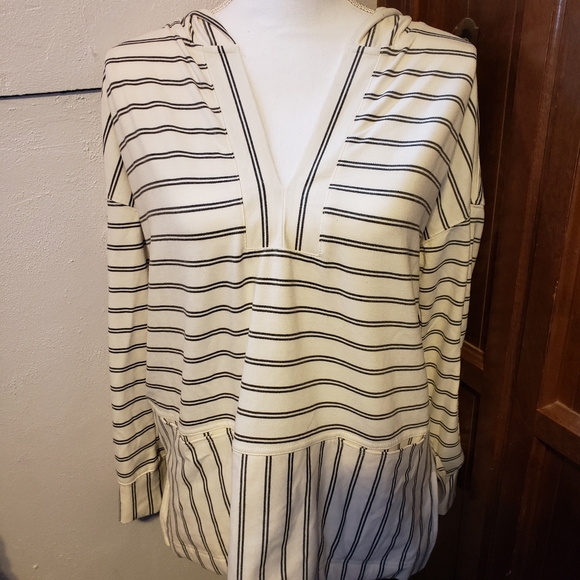 Striped hooded coverup - Picture 1 of 6